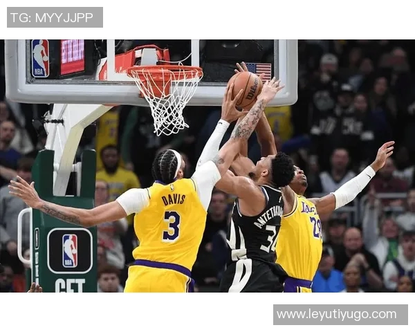 字母哥质疑裁判为何不将比赛用球交给蒂耶罗的原因解析